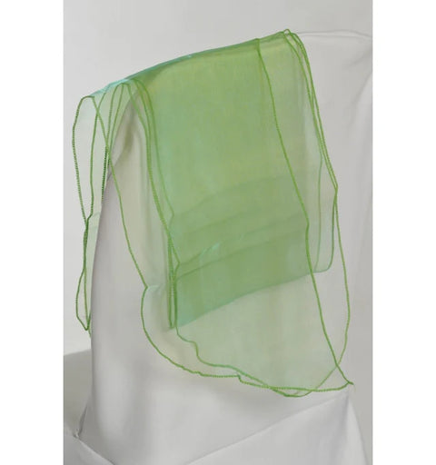 Nœud de chaise en organza vert gazon