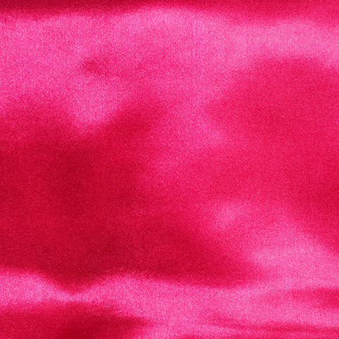 Surnappe/Chemin de table en satin  fuchsia